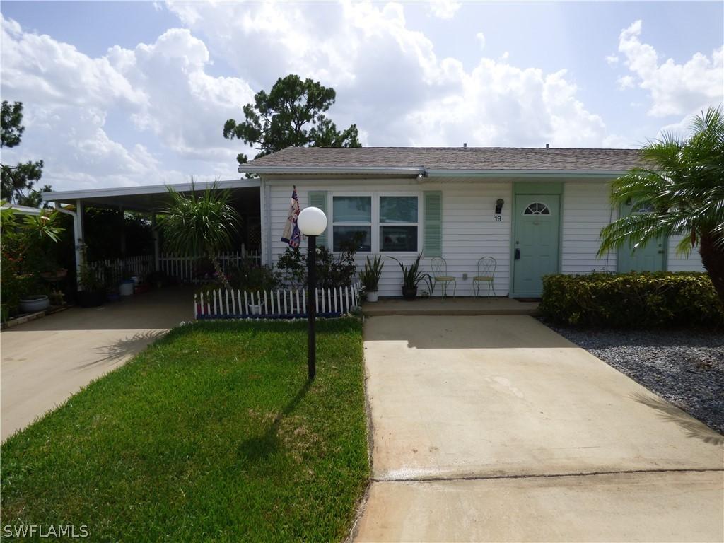 19 Dawn Flower Cir., Lehigh Acres, FL 33936