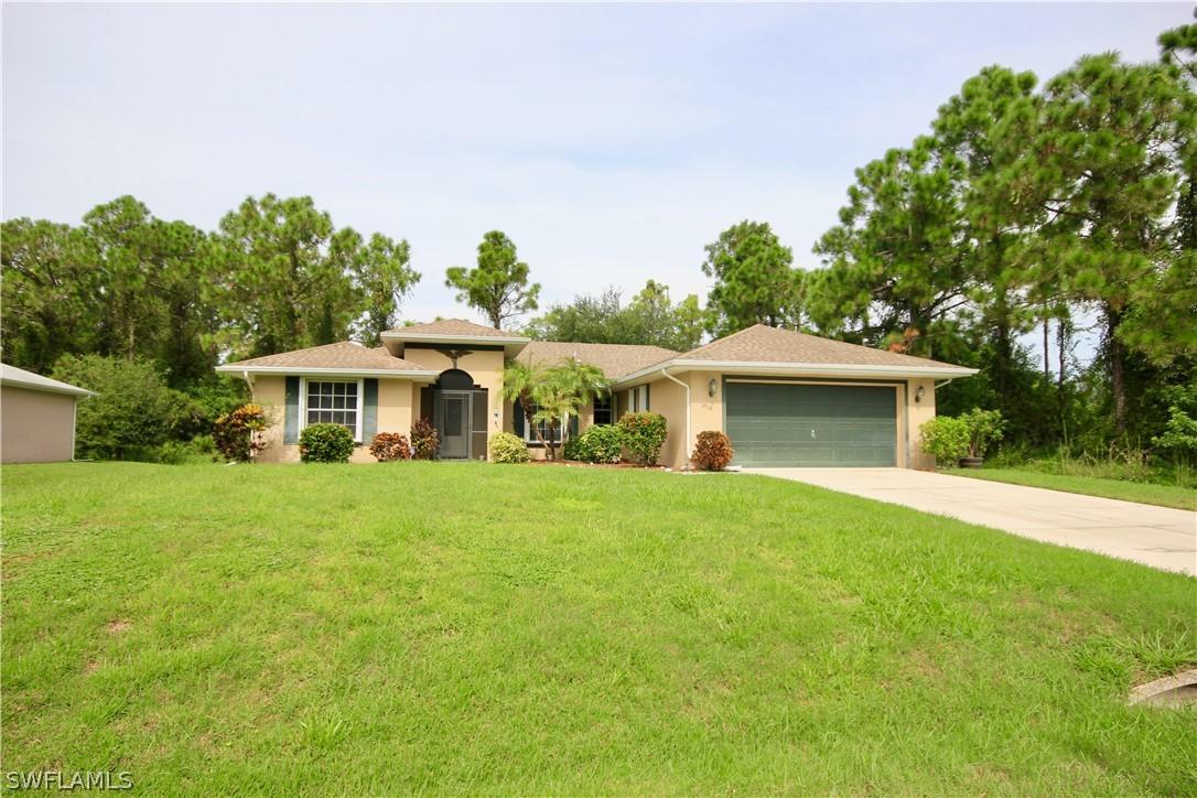 1019 Alfreda Ave., Lehigh Acres, FL 33971