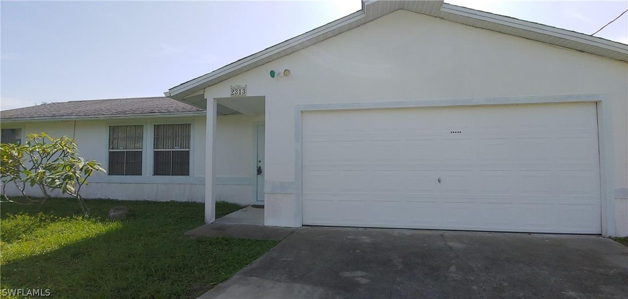 2313 SE 5th Pl., Cape Coral, FL 33990
