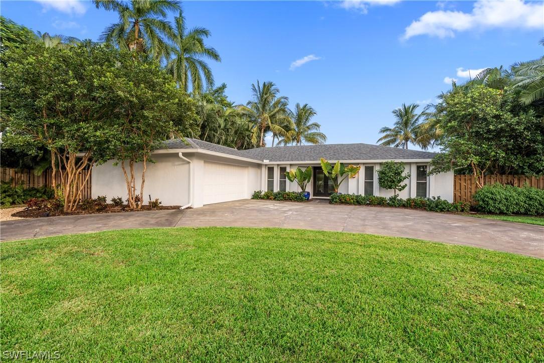 5679 Shaddelee Ln., Fort Myers, FL 33919