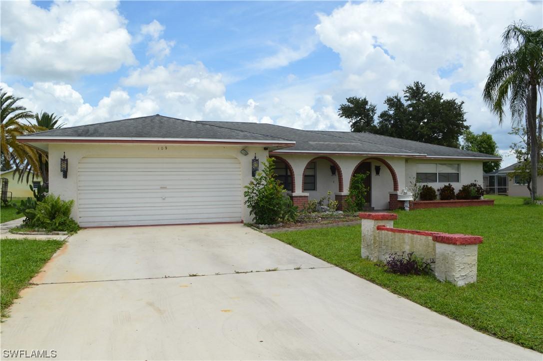 109 Gateside St., Lehigh Acres, FL 33936