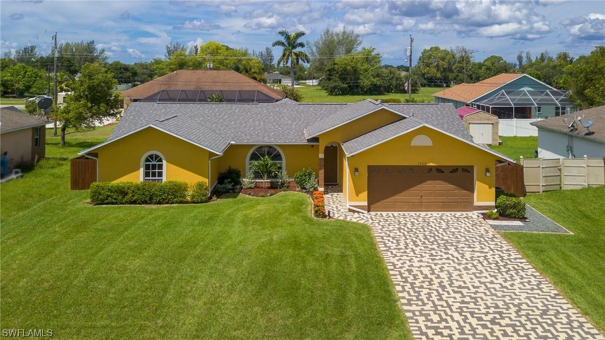 1702 SW 15th Pl., Cape Coral, FL 33991