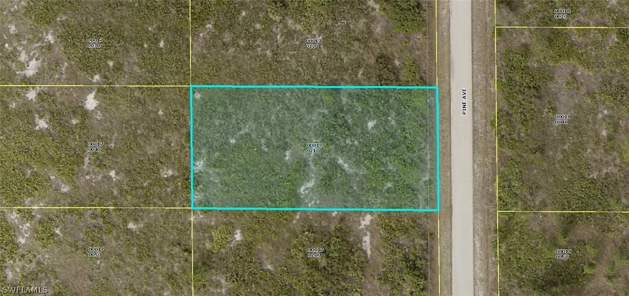 1017 Pine Ave., Lehigh Acres, FL 33972