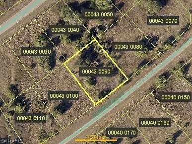 317 Pembroke St., Lehigh Acres, FL 33974