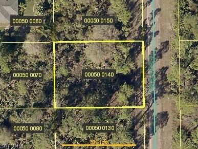 230 Pinola Ave., Lehigh Acres, FL 33974