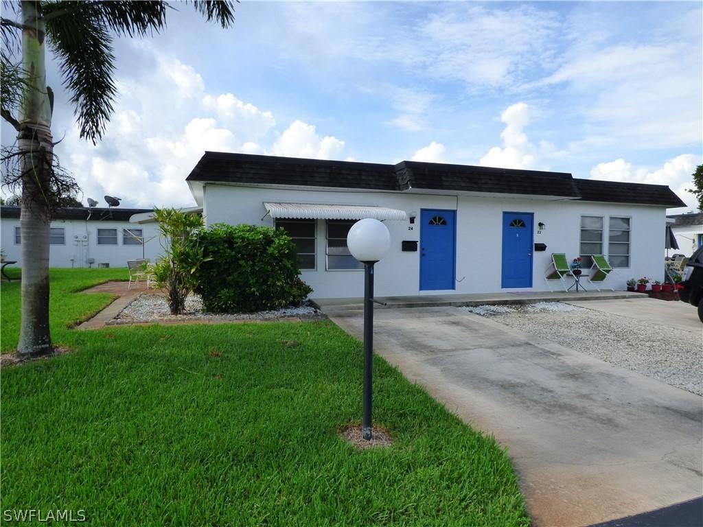 24 Tangerine Ct., Lehigh Acres, FL 33936