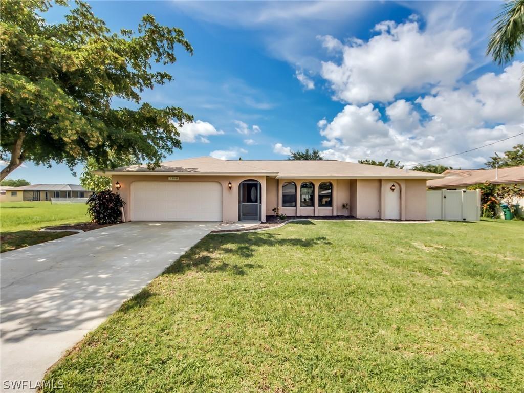 2209 SE 14th St., Cape Coral, FL 33990