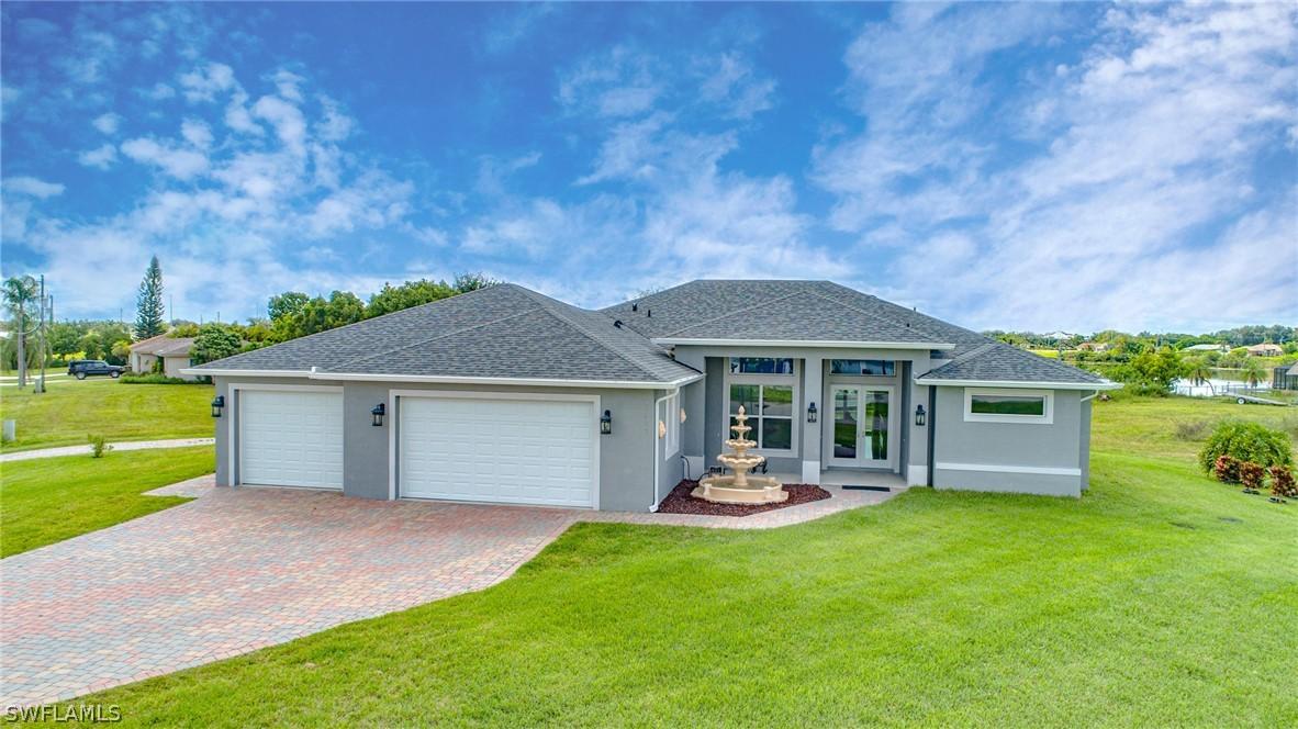 1233 NE 14th Pl., Cape Coral, FL 33909