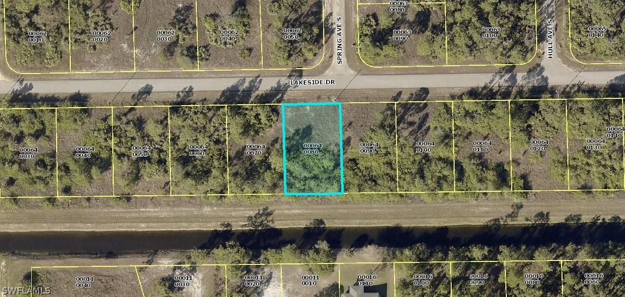 964 Lakeside Dr., Lehigh Acres, FL 33974