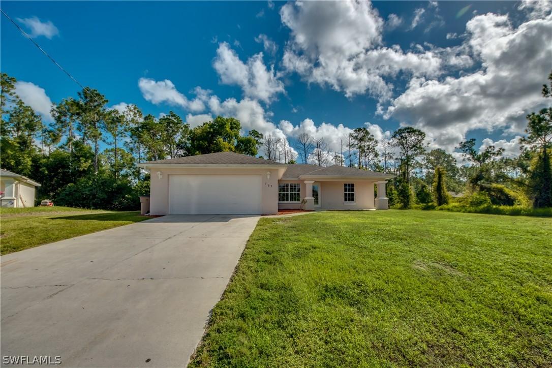103 Nacelle Ct., Lehigh Acres, FL 33974