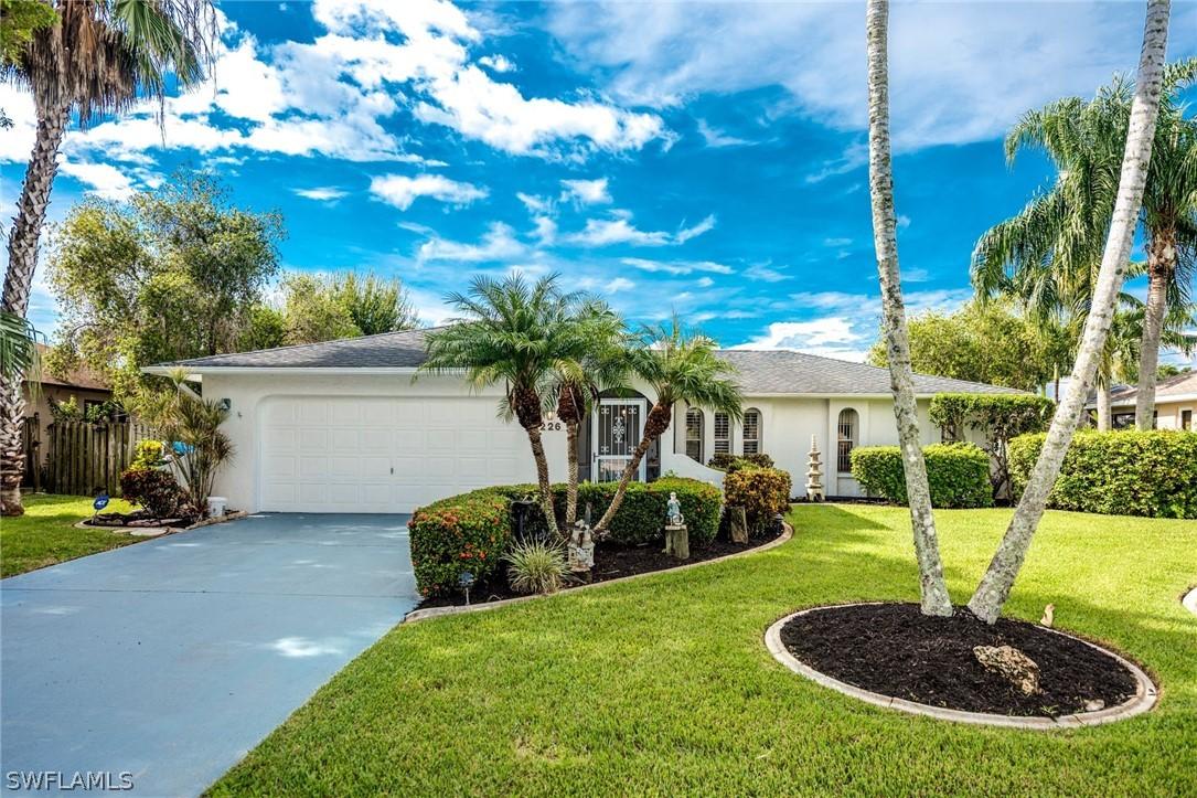 226 SW 45th Ter., Cape Coral, FL 33914