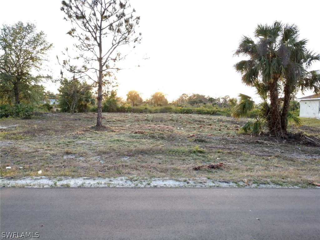 314 Lanford Ave., Lehigh Acres, FL 33974