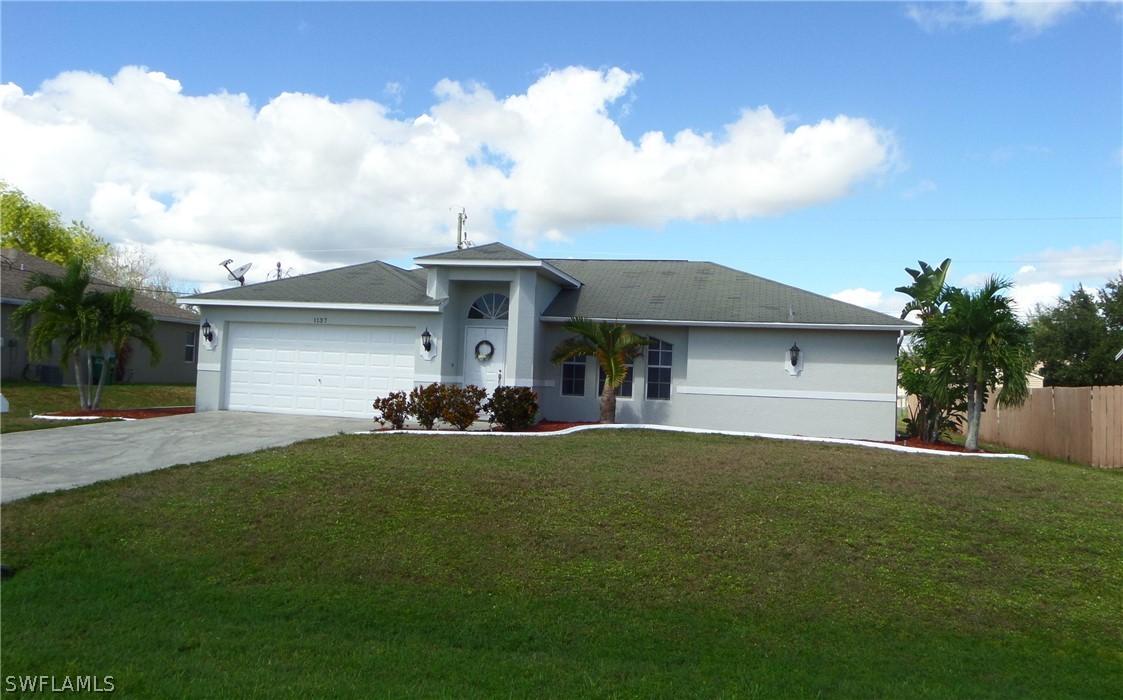 1137 SW 40th Ter., Cape Coral, FL 33914