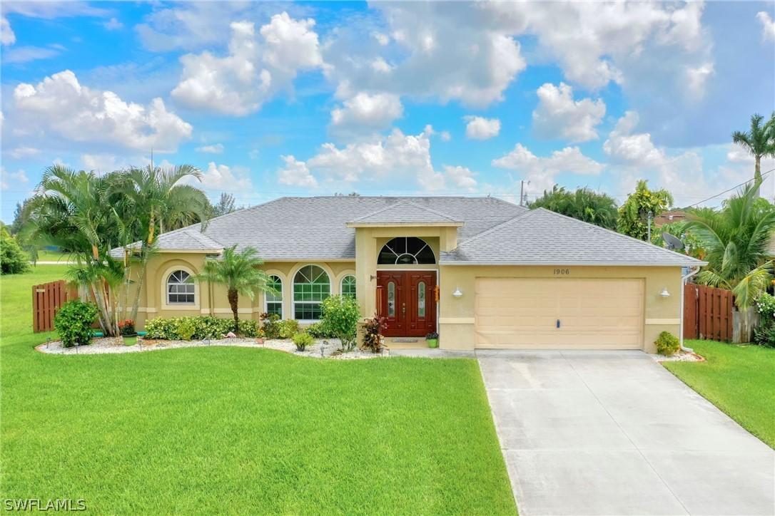1906 NE 34th Ln., Cape Coral, FL 33909