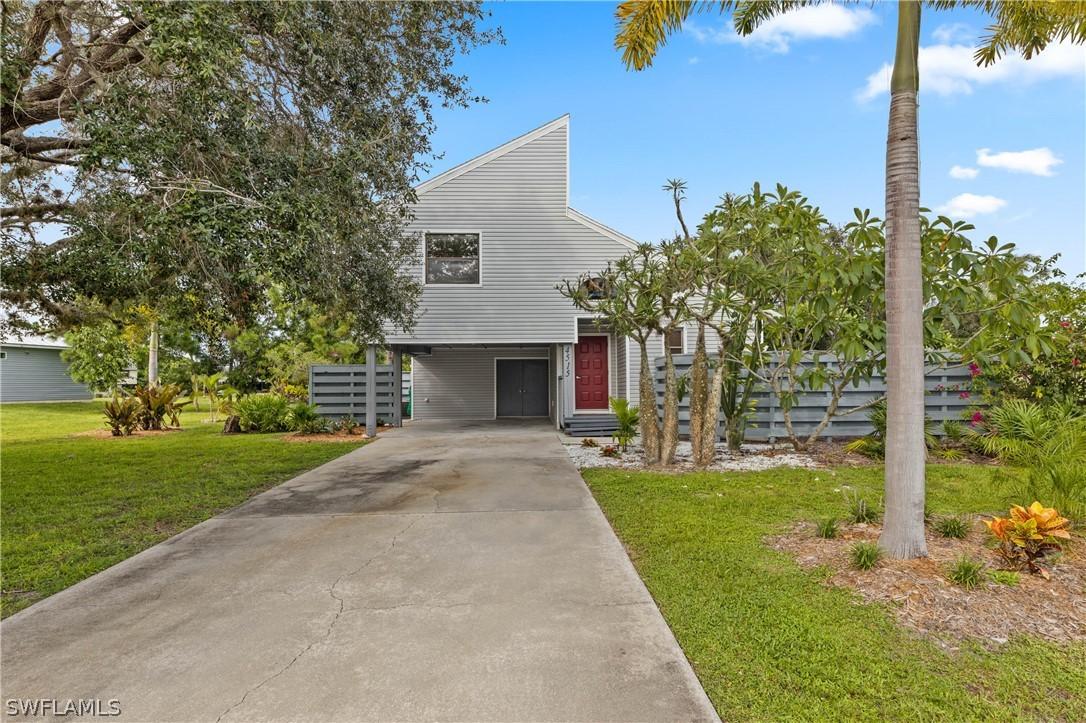 4515 Lake Heather Cir., St. James City, FL 33956