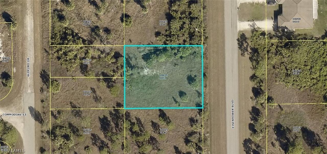 852 Eisenhower Blvd., Lehigh Acres, FL 33974