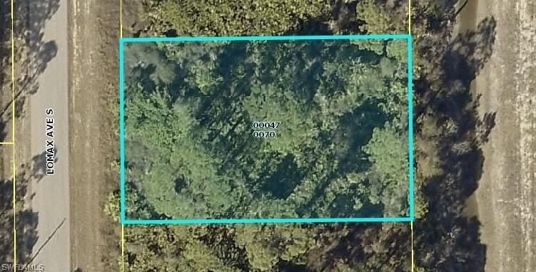 221 Lomax Ave., Lehigh Acres, FL 33974