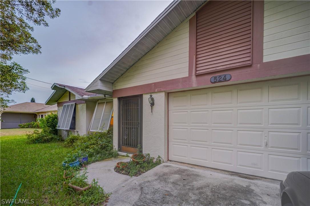 524 SE 17th Pl., Cape Coral, FL 33990