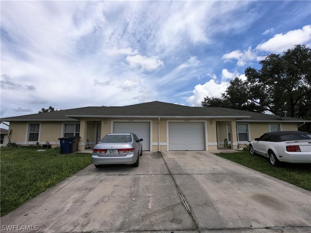2221 Kenneth Ave., Lehigh Acres, FL 33973