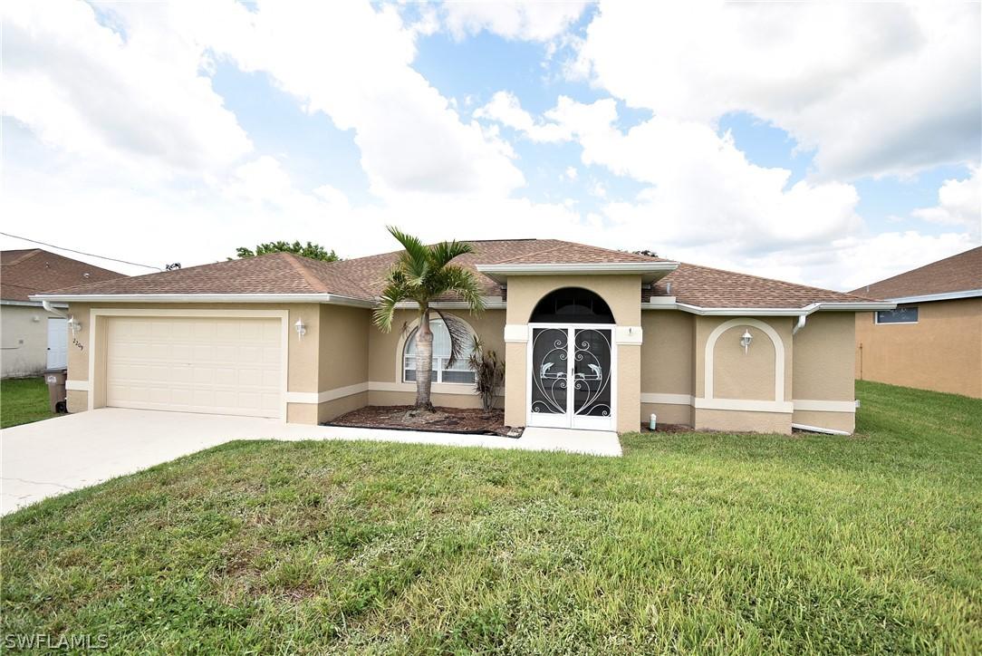 2209 NW 8th Ter., Cape Coral, FL 33993