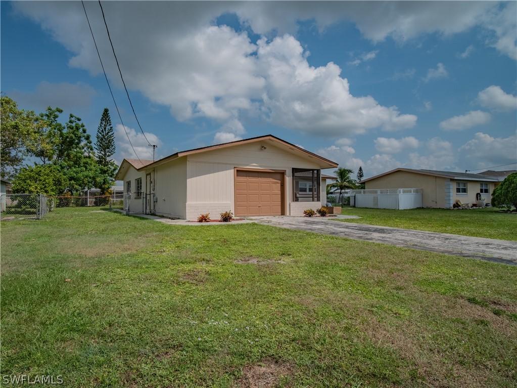 1017 NE 4th St., Cape Coral, FL 33909