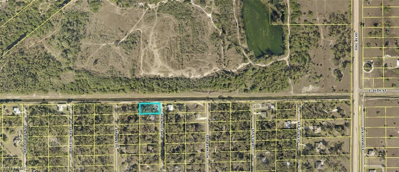 1521 Sheldon Ave., Lehigh Acres, FL 33972