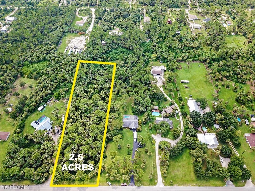 715 4th St., Naples, FL 34120