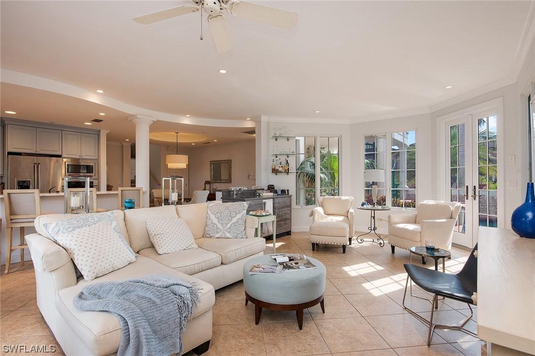 1130 Clam Ct. #6, Naples, FL 34102