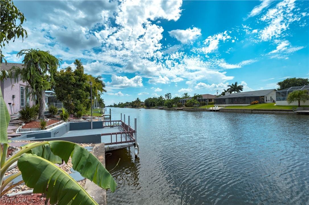 328 SE 21st Ave., Cape Coral, FL 33990