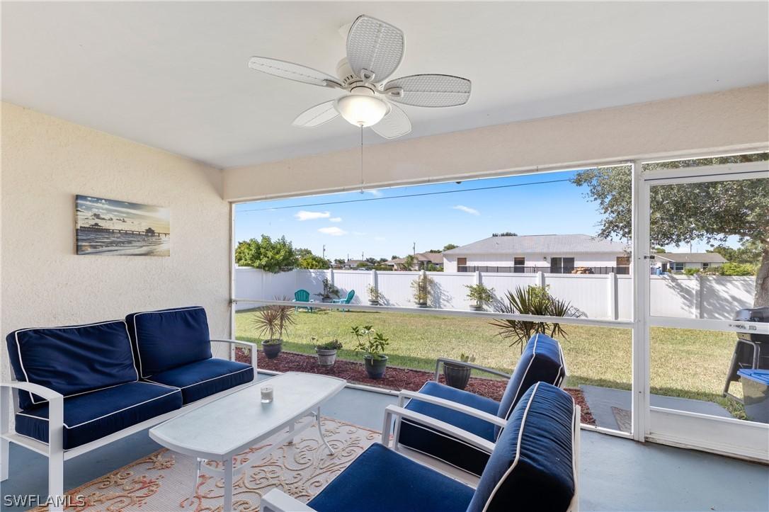 1021 NW 14th Ter., Cape Coral, FL 33993