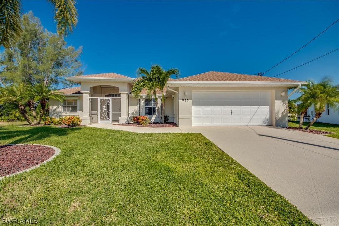 933 SW 40th Ter., Cape Coral, FL 33914