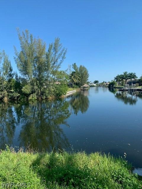 2527 SW 35th Ln., Cape Coral, FL 33914