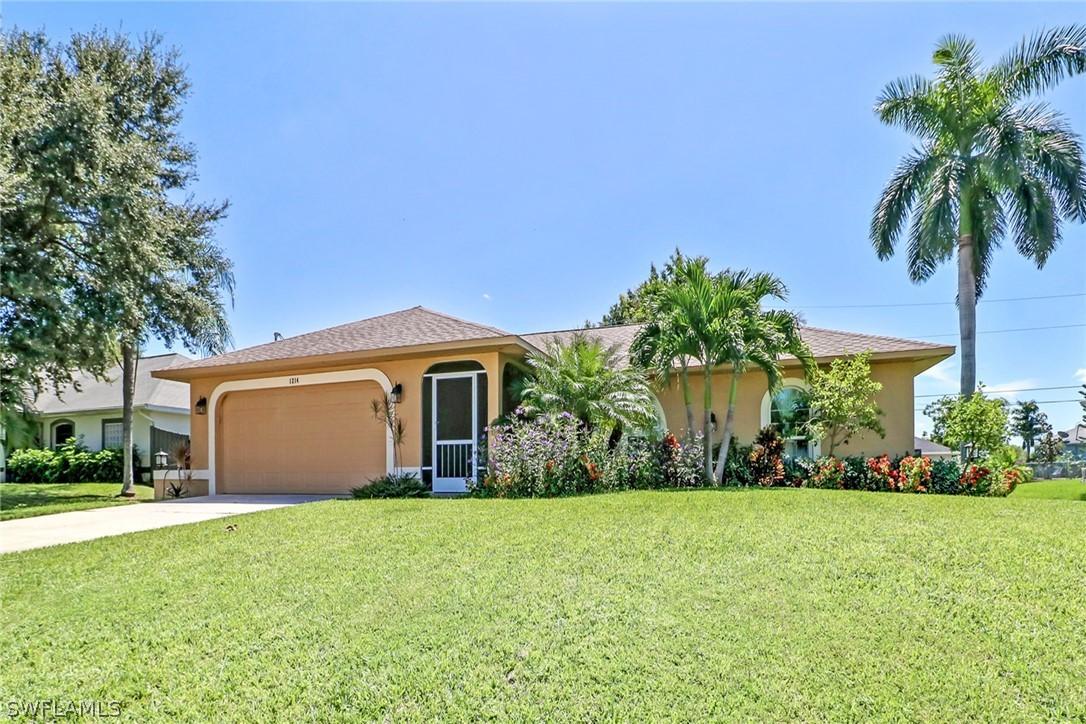 1214 SW 7th Ter., Cape Coral, FL 33991