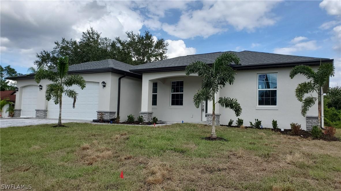 27413 Pinecrest Ln., Bonita Springs, FL