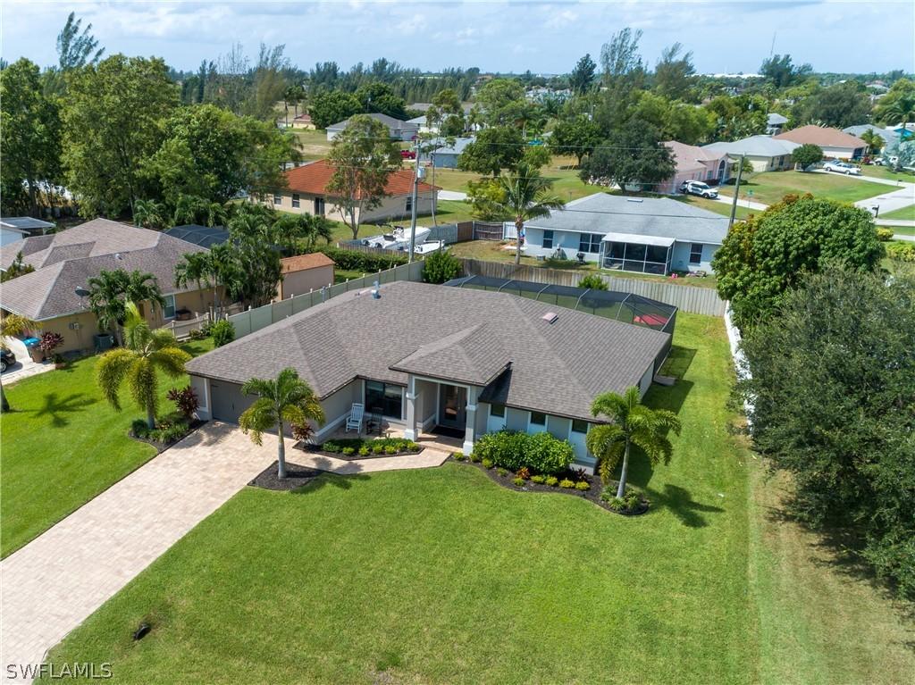 2910 SW 11th Pl., Cape Coral, FL 33914