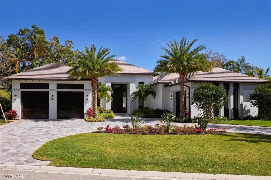 541 Whispering Pine Ct., Naples, FL 34103