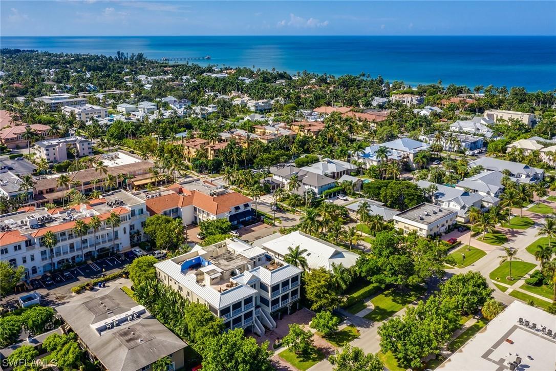 350 4th Ave. #4, Naples, FL 34102