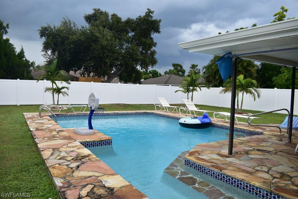 1219 SE 15th St., Cape Coral, FL 33990