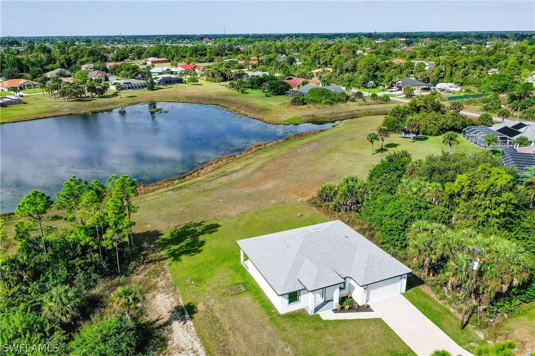 848 Haskell St., Lehigh Acres, FL 33974