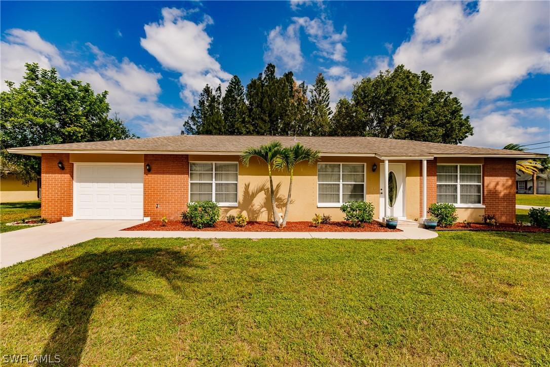 1517 SW 4th Ct., Cape Coral, FL 33991