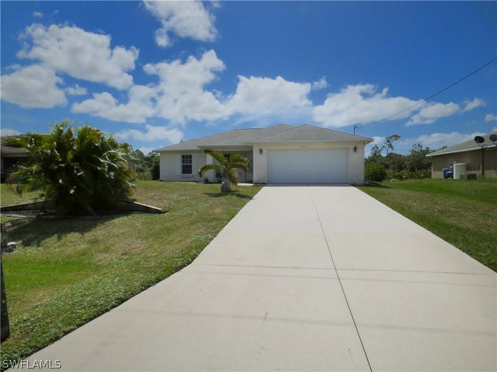 1704 NW 25th Ln., Cape Coral, FL 33993