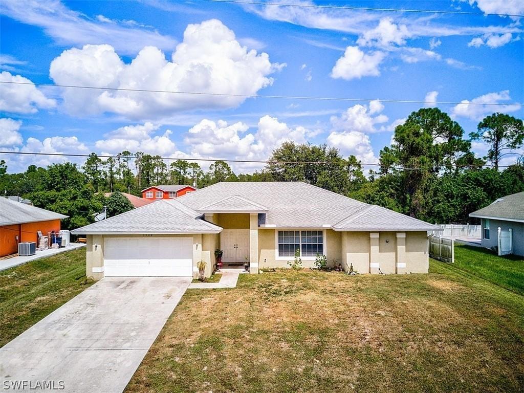 5560 Burr St., Lehigh Acres, FL 33971