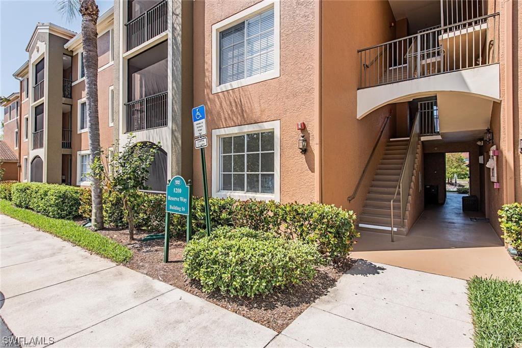 1200 Reserve Way #105, Naples, FL 34105
