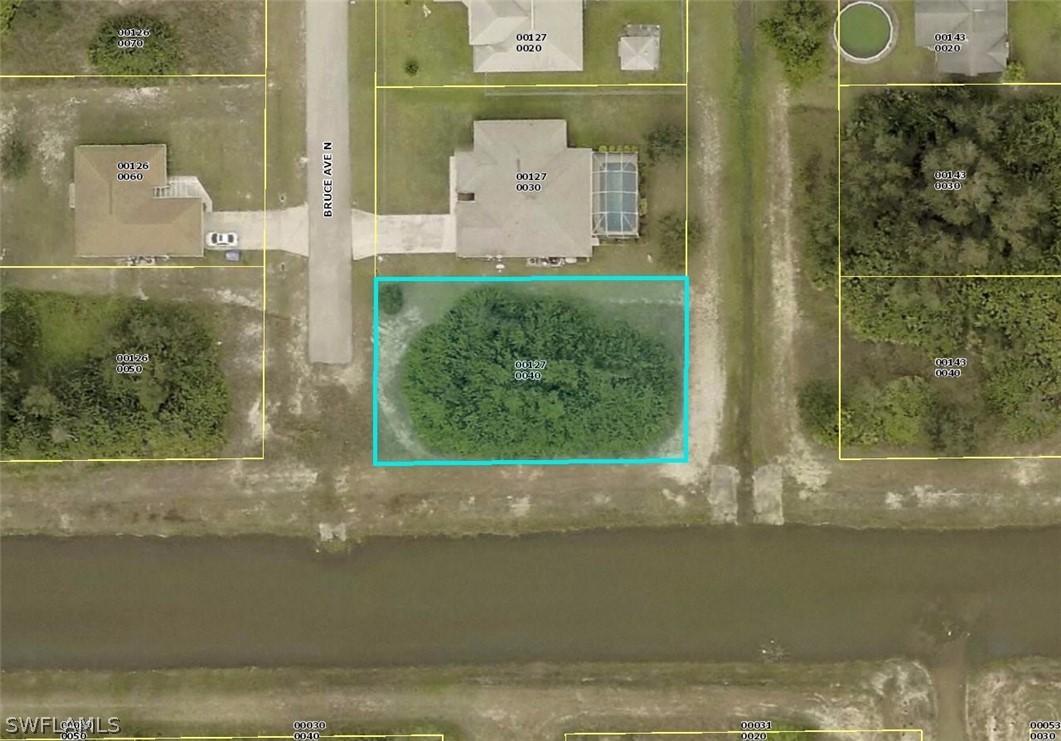800 Bruce Ave., Lehigh Acres, FL 33971