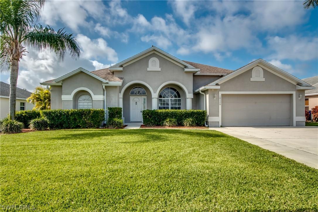 18320 Plumbago Ct., Lehigh Acres, FL 33972