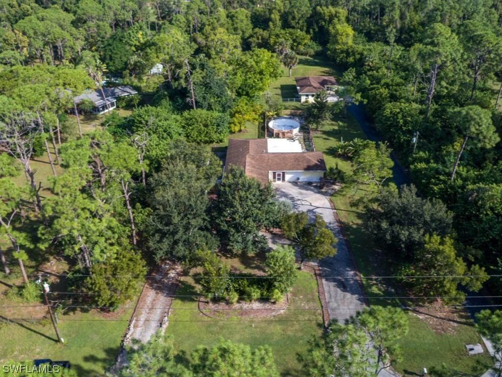 5701 Star Grass Ln., Naples, FL 34116