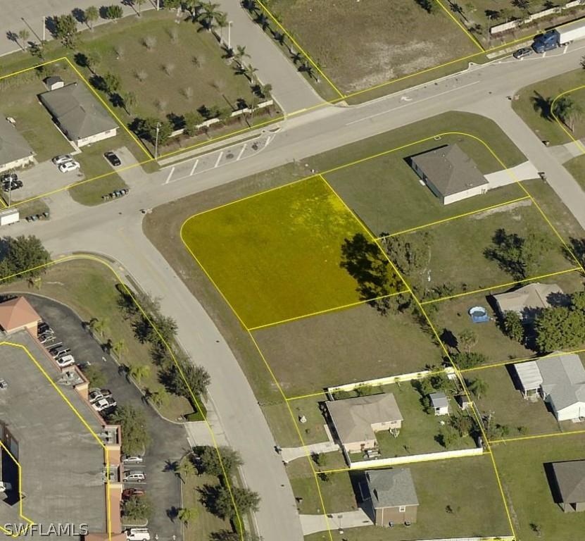 119 NE 4th Ct., Cape Coral, FL 33909