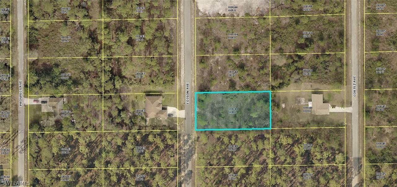 1110 Edison Ave., Lehigh Acres, FL 33972