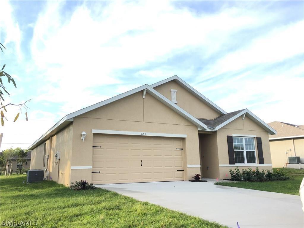 860 SW 17th Ter., Cape Coral, FL 33991