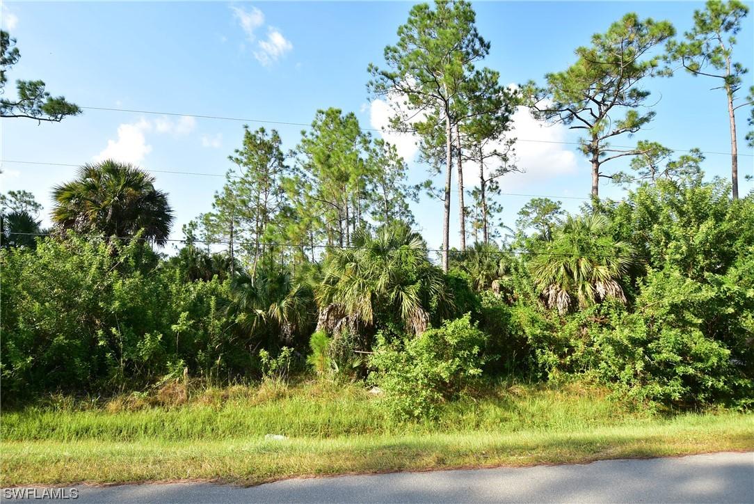 10th Ave., Naples, FL 34120